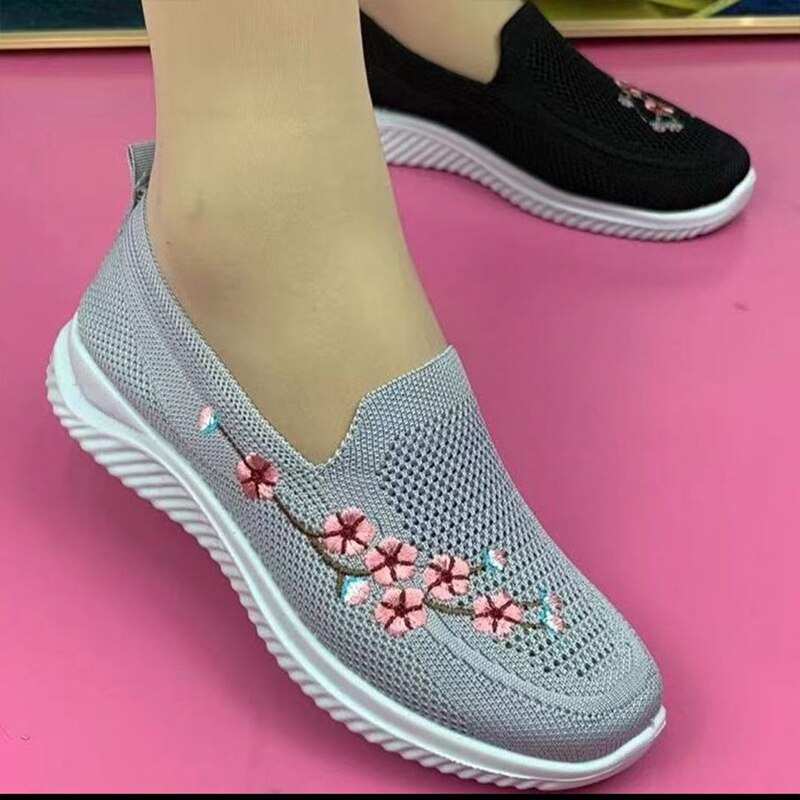 Daily Walk Lightweight Breathable Floral Sneakers - Image 4