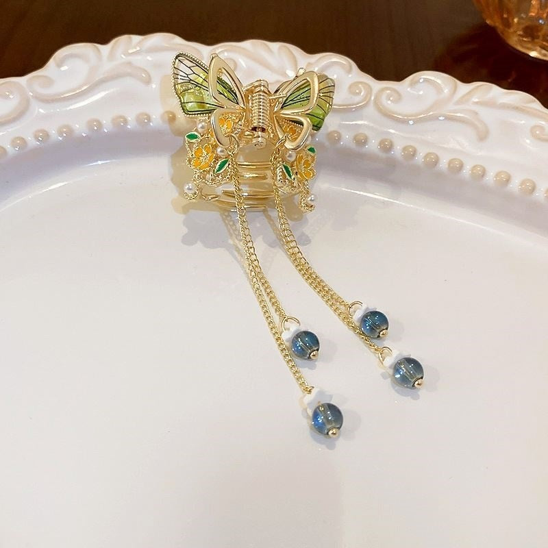 Butterfly Freedom Pearl Tassel Hair Claw - Image 3