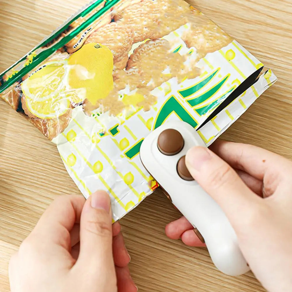 Double Power Rechargeable Magnetic Sealing & Cutter - Image 2