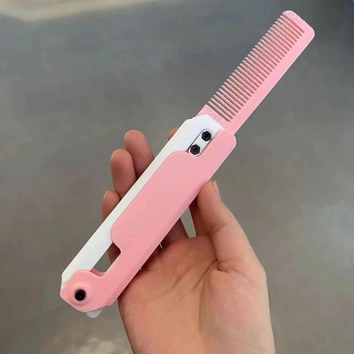 3D Printed Foldable Gravity Comb