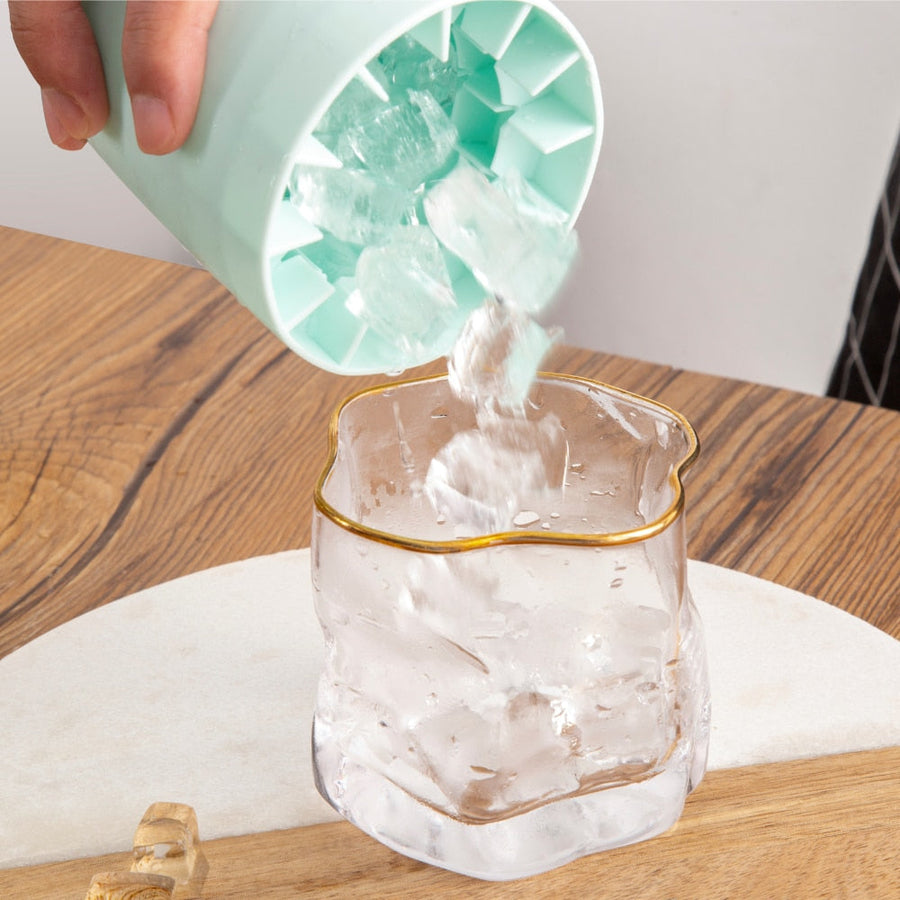 Creative Ice Bucket Mold Cup - Image 1