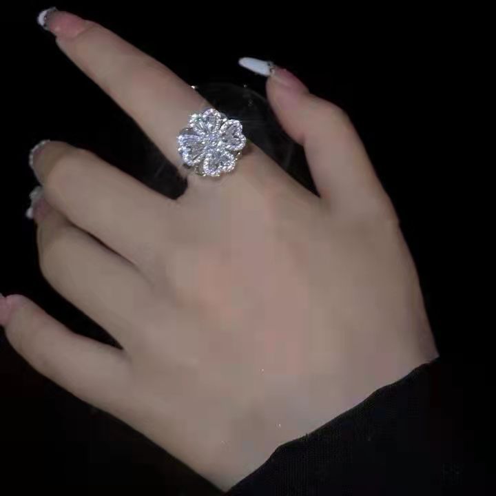Rotating Flower Zircon Clover Ring - Image 6