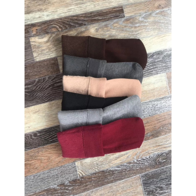 Thermal Touch Winter Warm Solid Thick Socks - Image 8