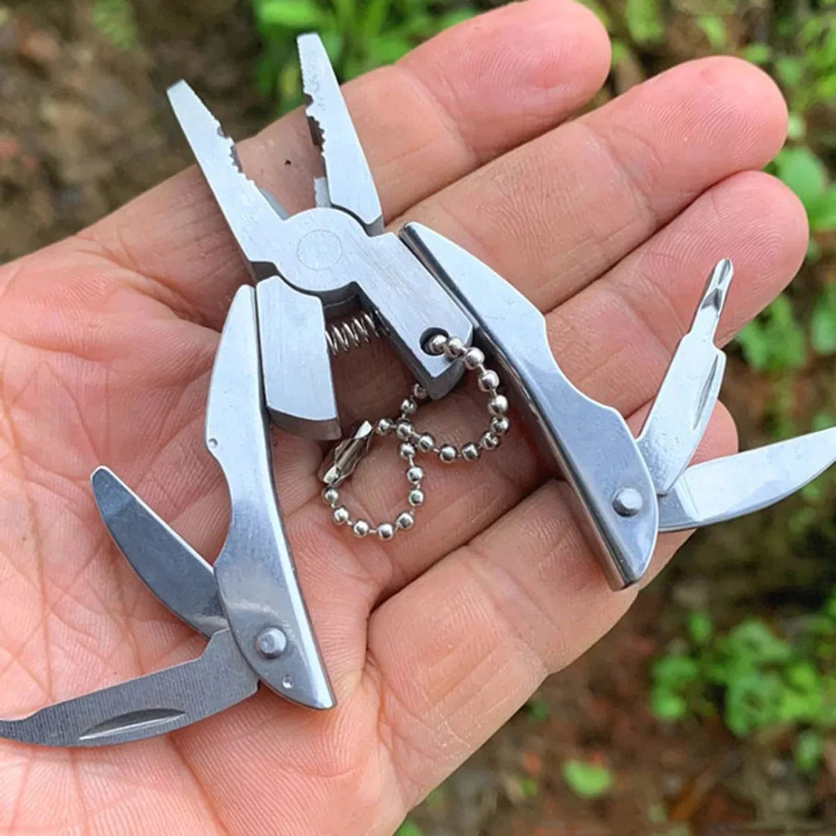 Stainless Edge EDC Multi-Tool Emergency Keychain - Image 2