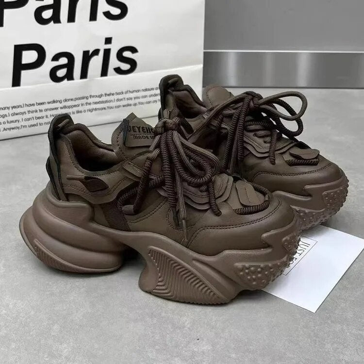 Metro Streetwear Dynamic Women Sneakers - Image 4