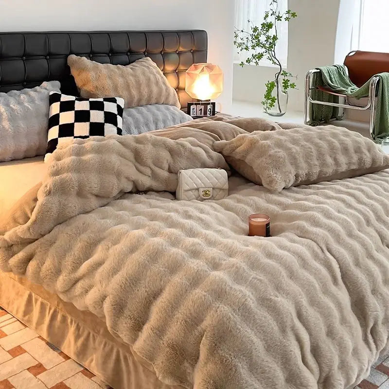 Cloud-Like Luxury Cozy Fluffy Bedding Set - Image 9
