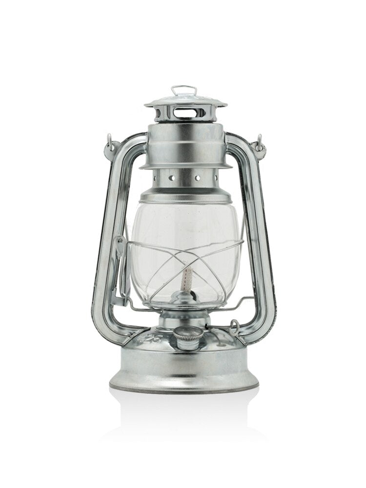 Nostalgic Camping Side Outdoor Kerosene Lantern Lamp - Image 10