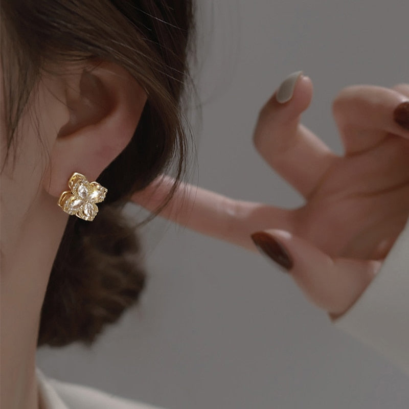 Elegant Rotatable Windmill Flower Earrings - Image 0