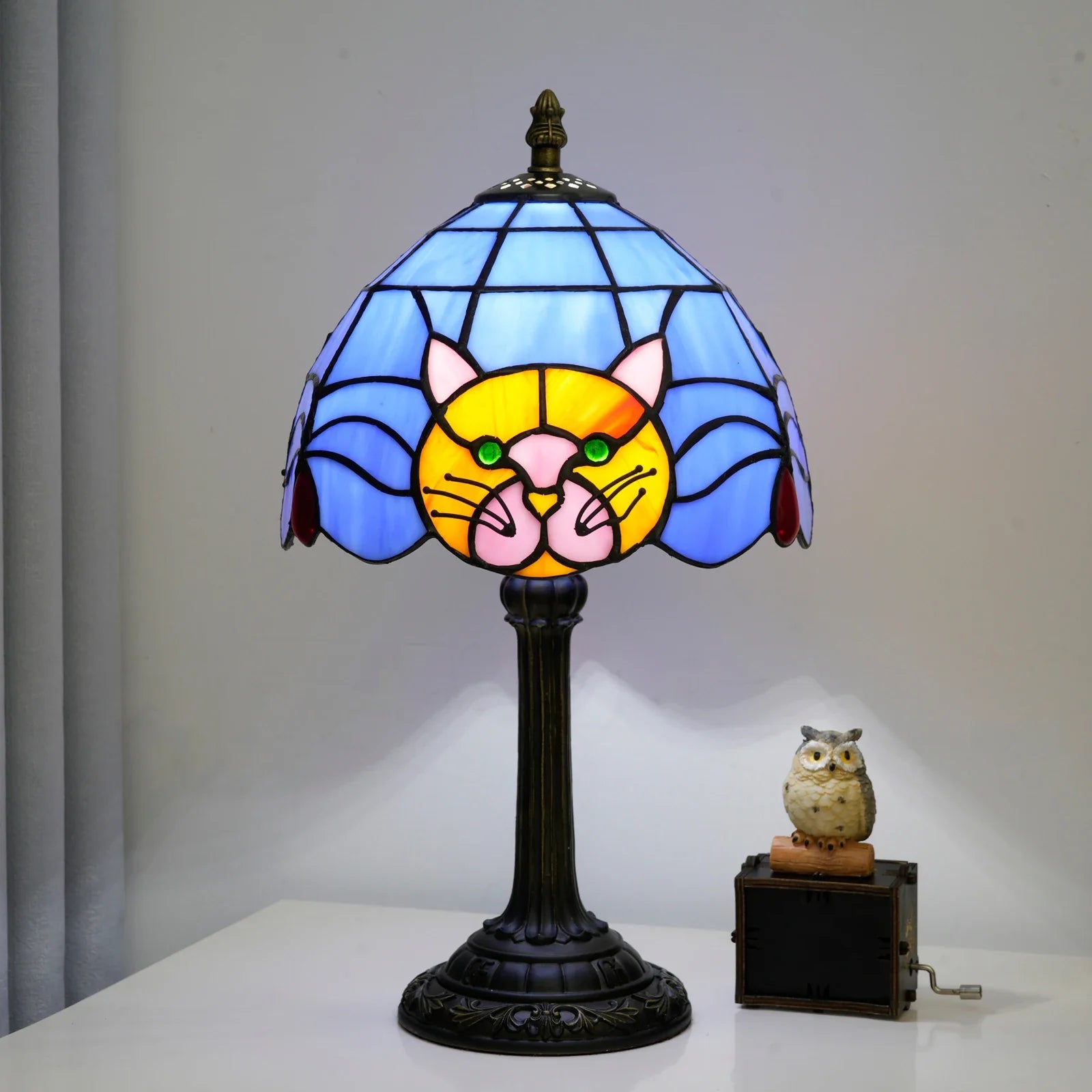 Midnight Cat Stained Glass Table Lamp - Image 8