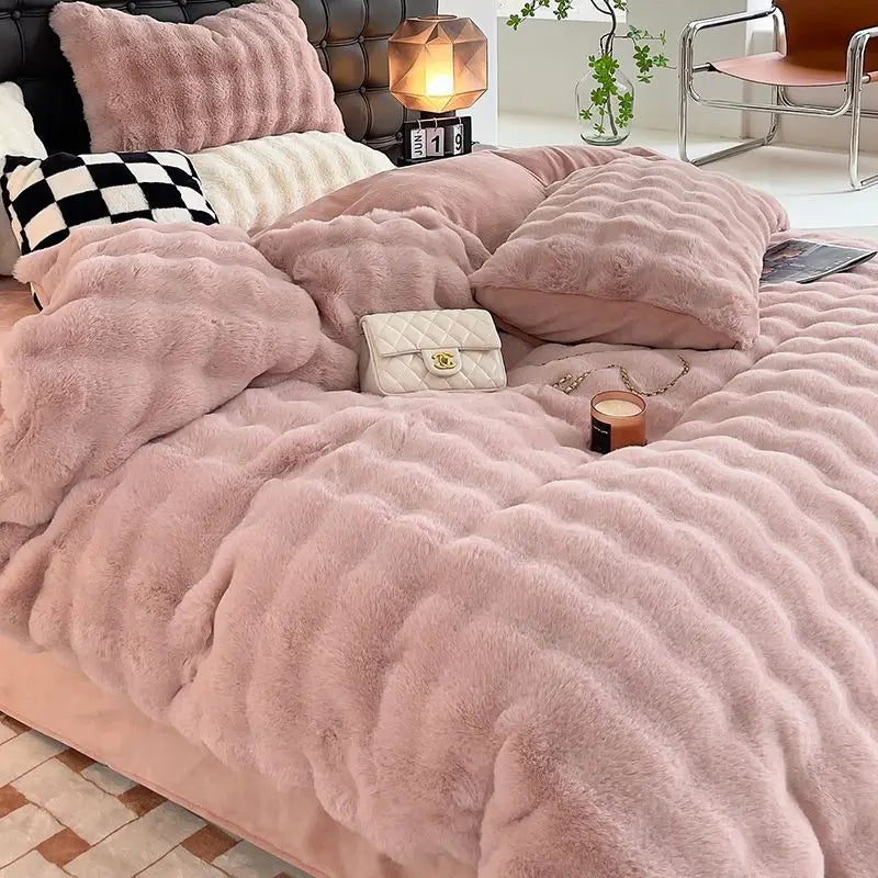 Cloud-Like Luxury Cozy Fluffy Bedding Set - Image 1