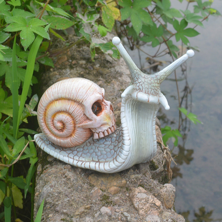 Snail Skull Halloween Patio Sculpture - Image 2