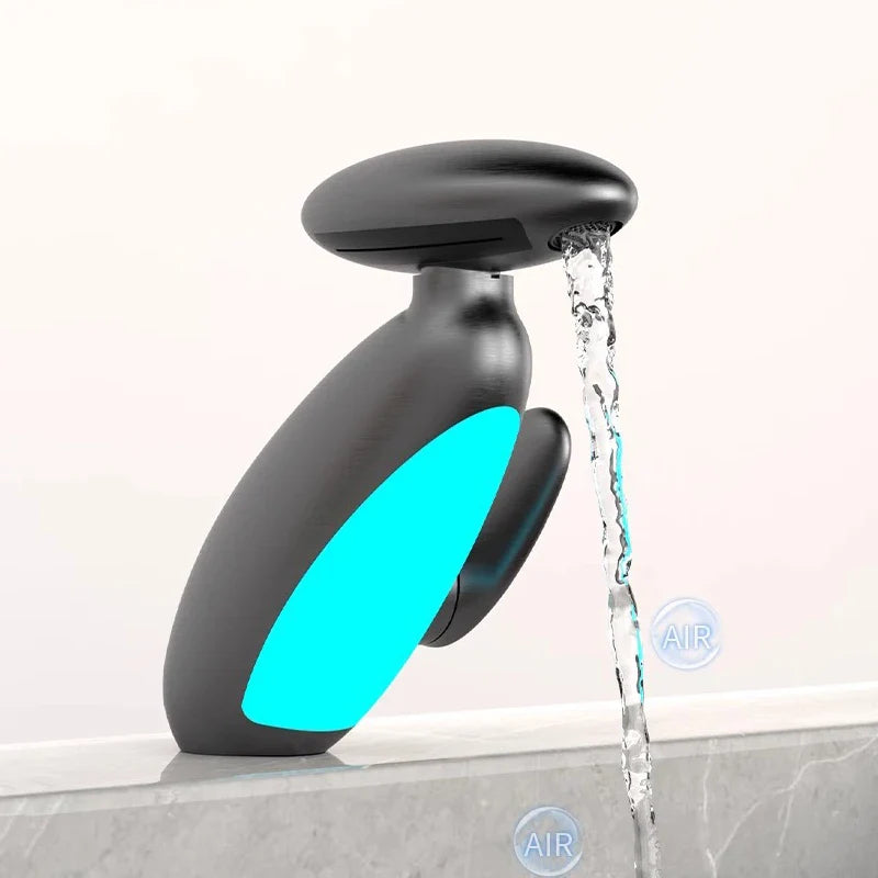 Luminous Pull Out Modern Faucet - Image 4