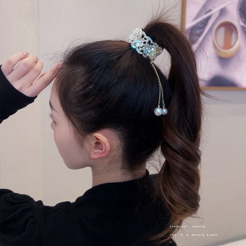 Royal Rhinestone Pearl Ponytail Clip - Image 2