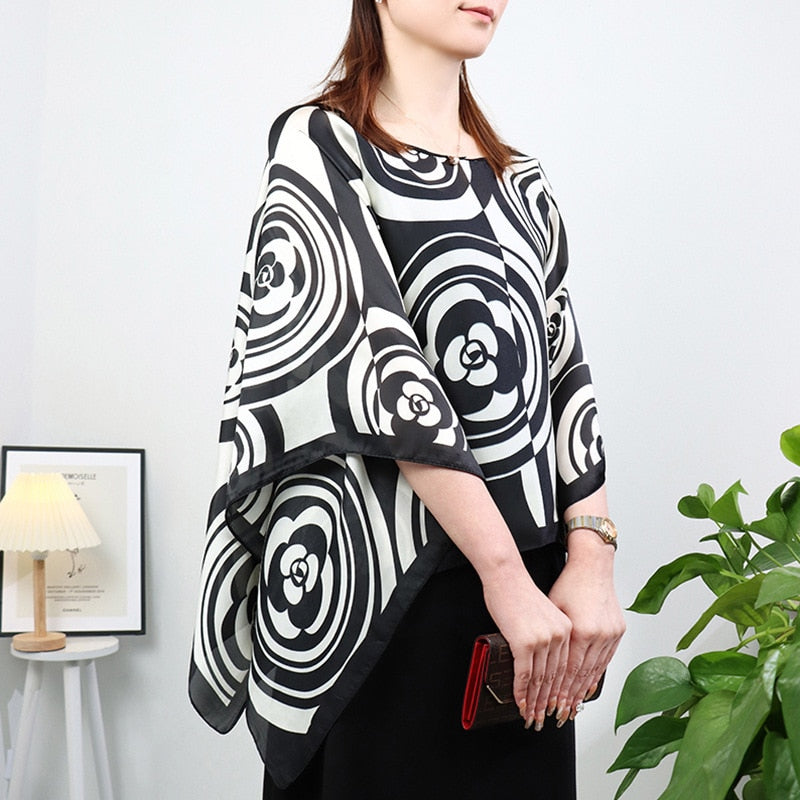Easy Pullover Sun Protector Shawl - Image 2