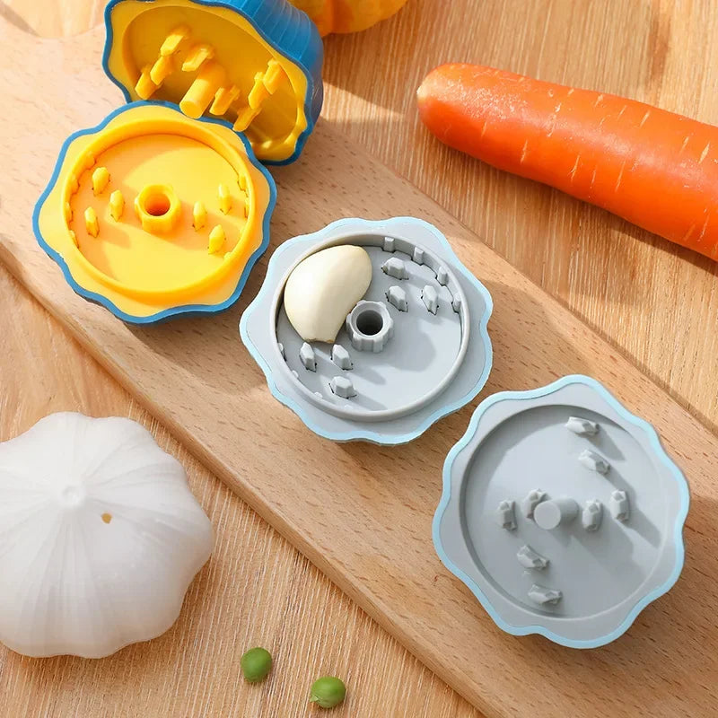 Garlic Shape Rotating Vegetable Grinder - Image 3