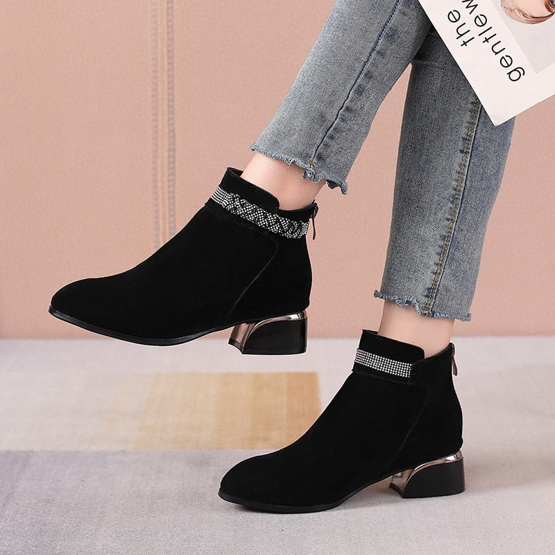 Women Stylish Leather Ankle Autumn Boot