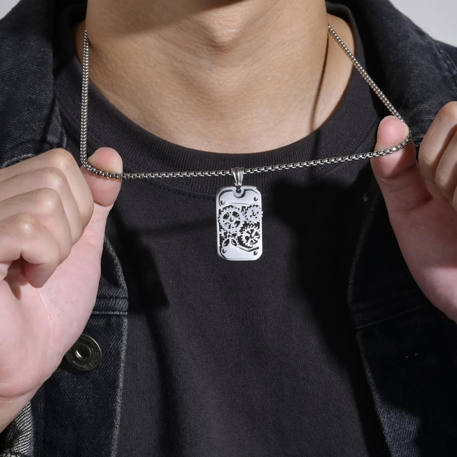 Mechanical Gear Spinner Bold Necklace - Image 2