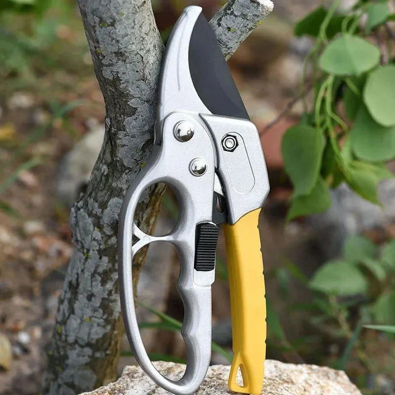 Tree Wood Trimming Compact Gardening Hand Clippers