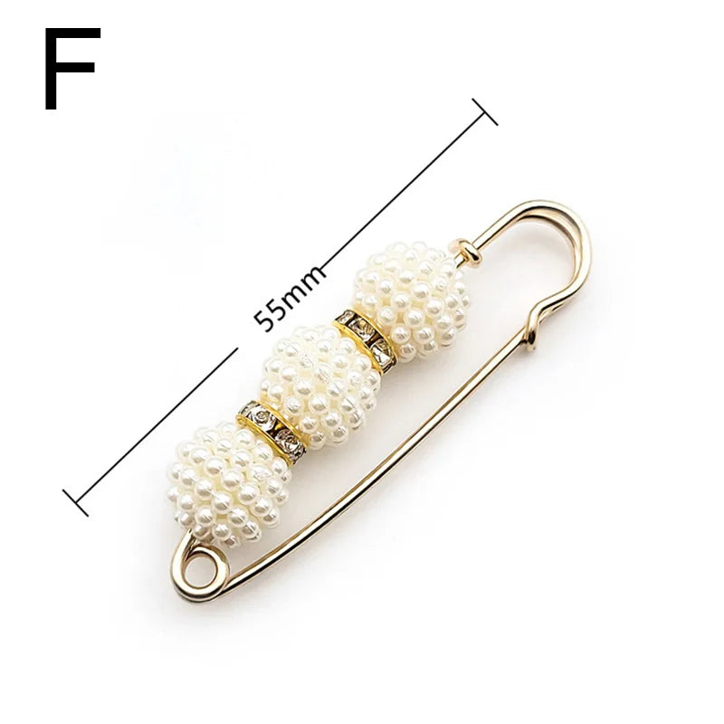 Pearl Charm Button Brooch - Image 9