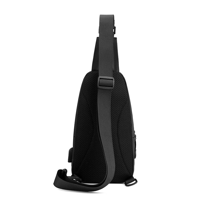 Nomad Friendly Roaming Chest Bag - Image 5