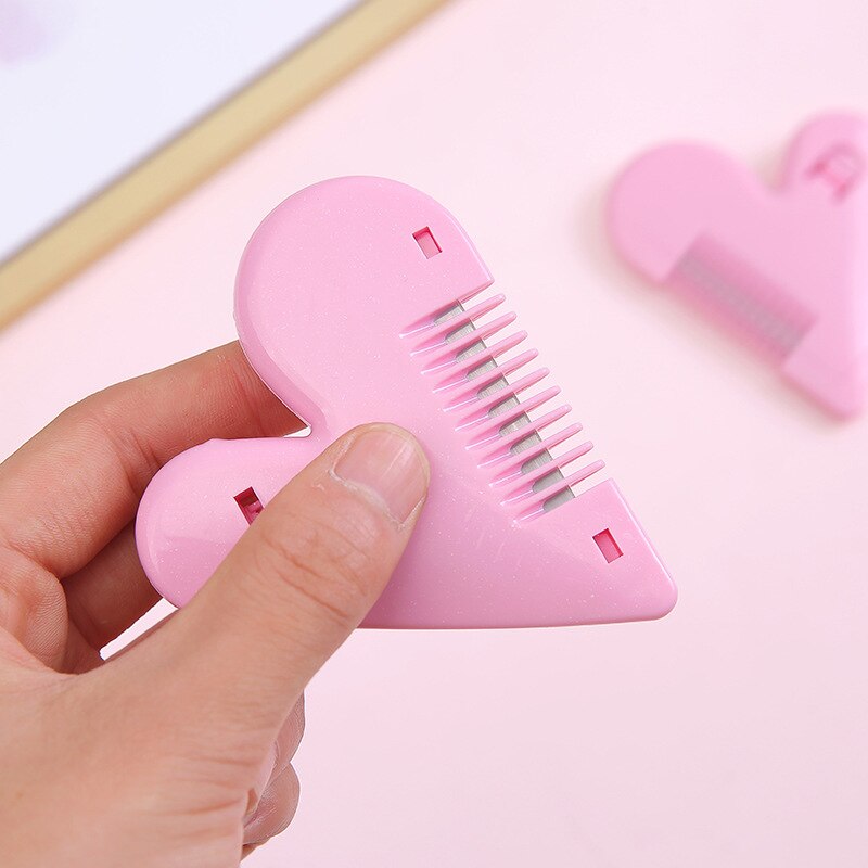 Heart Shape Hair Cutting Comb - Image 0