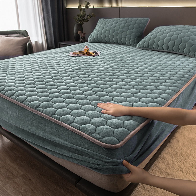 Elegant Velvet Thick Mattress Cover - Image 10