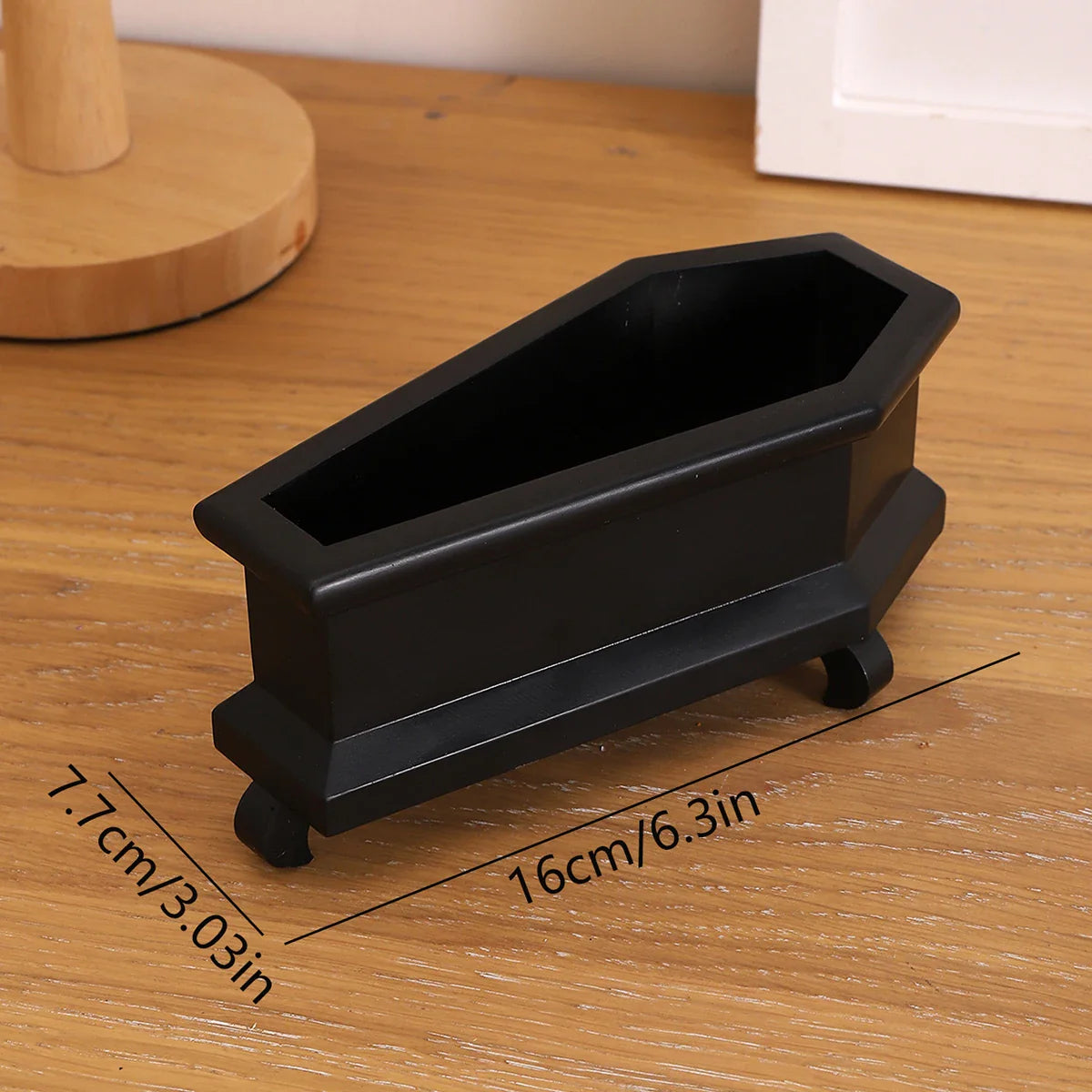 Rest In Leaves Coffin Plant Pot - Image 3