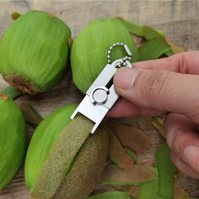 Stainless Steel Mini Vegetable Peeler Keychain - Image 0