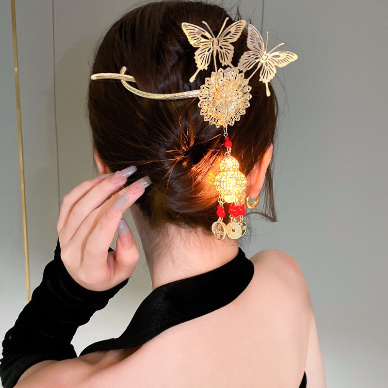 Luminous Stylish Butterfly Lantern Hairpin - Image 2