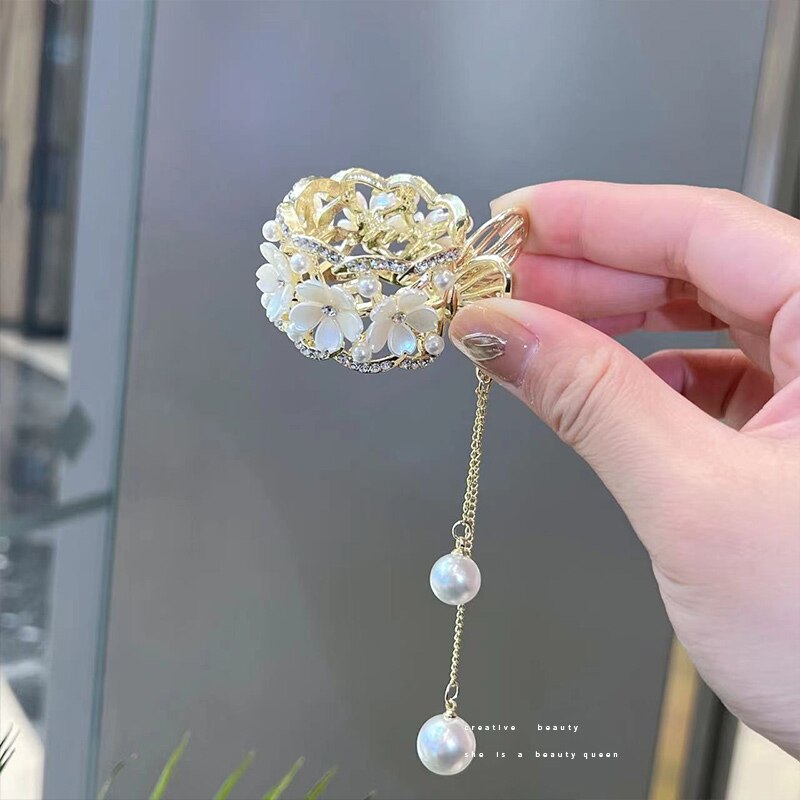 Royal Rhinestone Pearl Ponytail Clip - Image 6