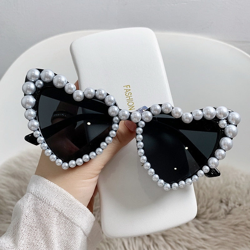 Pearl Heart Retro Cat Eye Sunglasses - Image 10