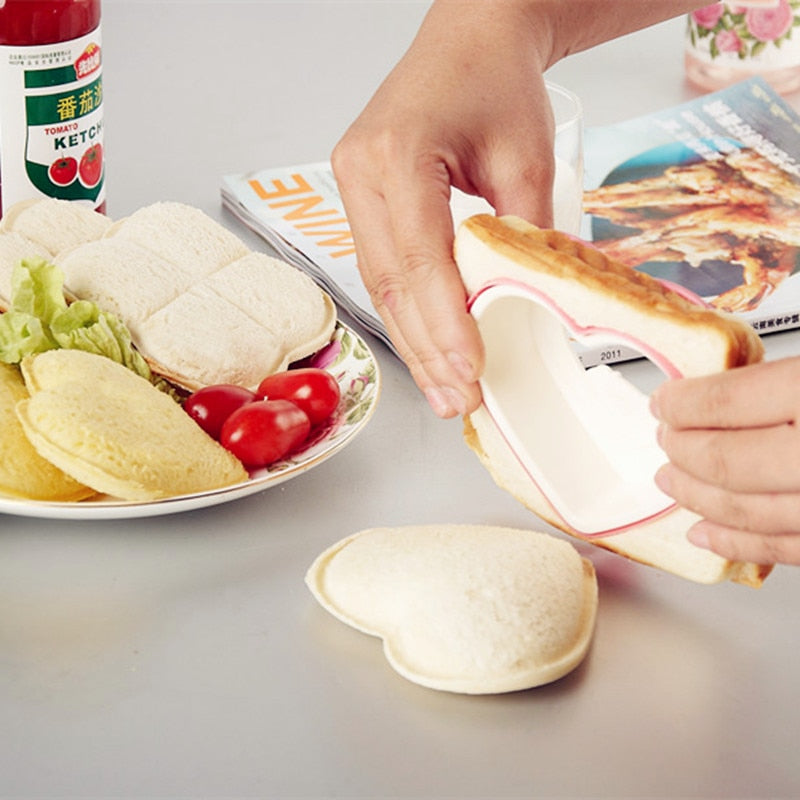 Heart Shape Cute Sandwich Cutter - Image 0
