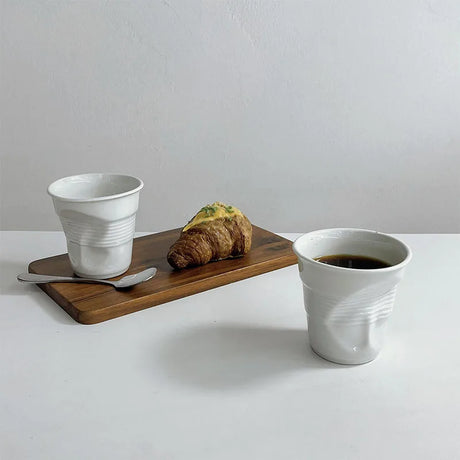 Realistic Ceramic Bent Creative Mug - Image 0