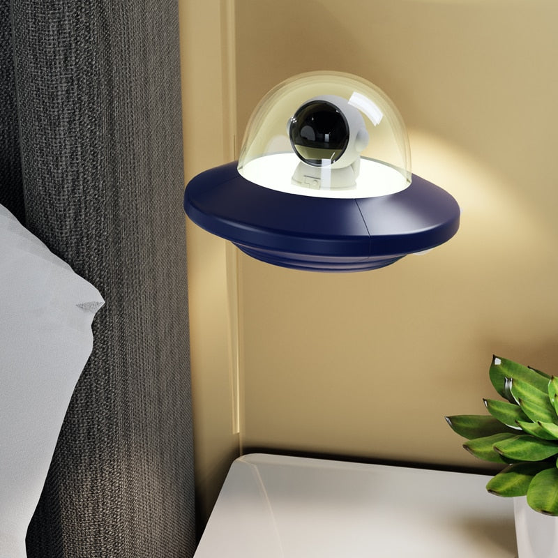 UFO Astronaut Spaceman Flexible LED Lamp - Image 0