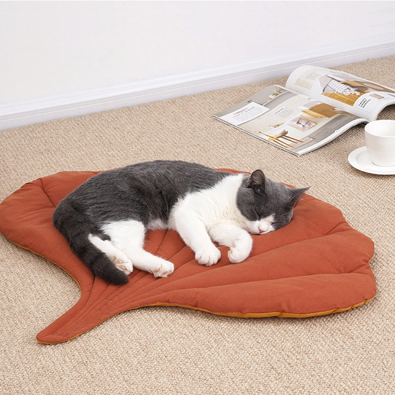 Leaf Comfy Cat Bed - Image 3