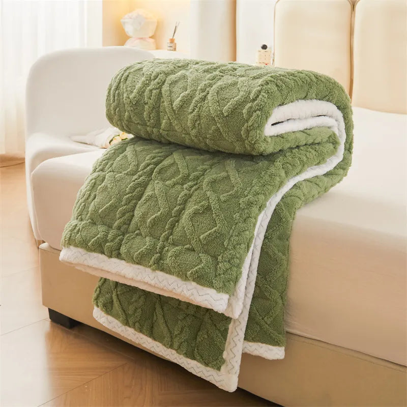 Thick Warm Winter Blanket Mattress Pad - Image 5