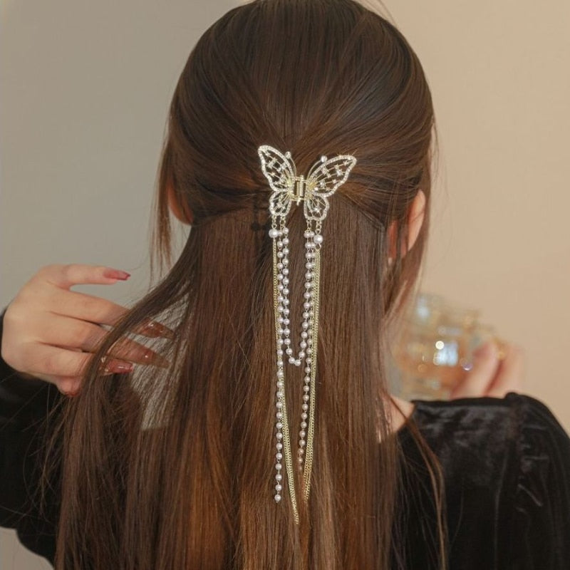 Butterfly Freedom Pearl Tassel Hair Claw - Image 0