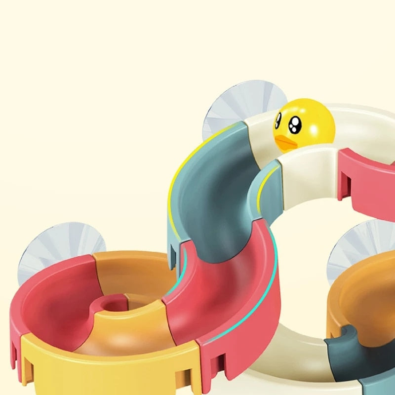 Sliding Ducks Stackable Kids Bath Toy - Image 3