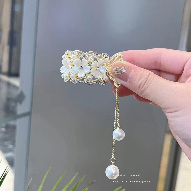 Royal Rhinestone Pearl Ponytail Clip - Image 4