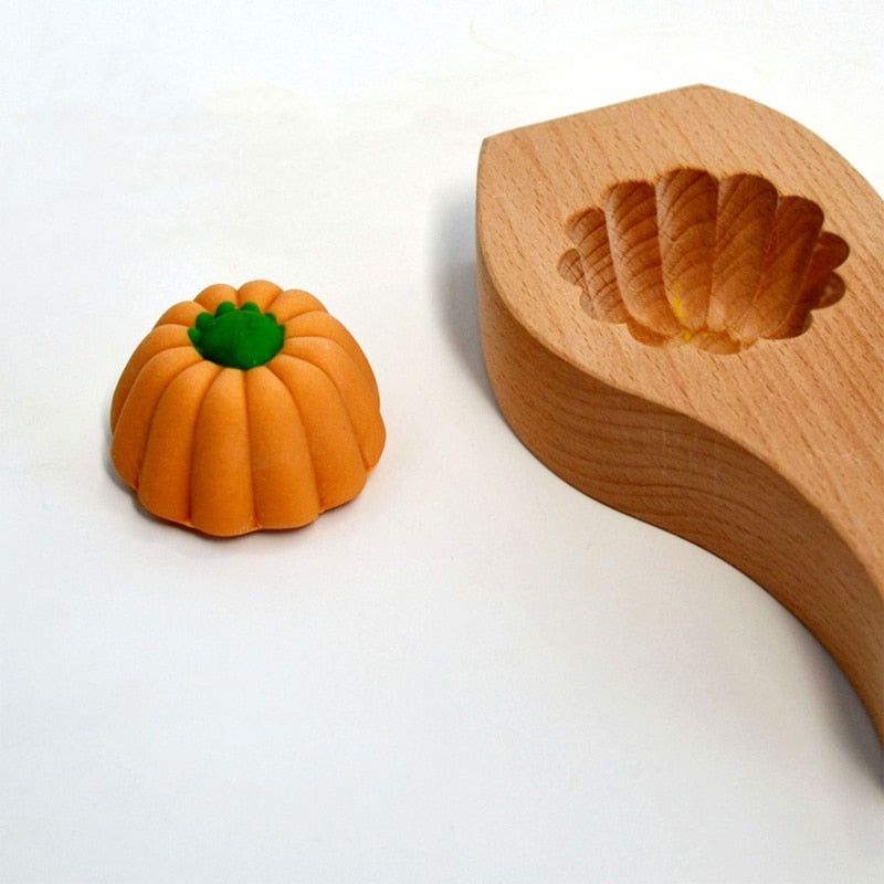 Wooden Moon Dumpling Maker Mold - Image 3
