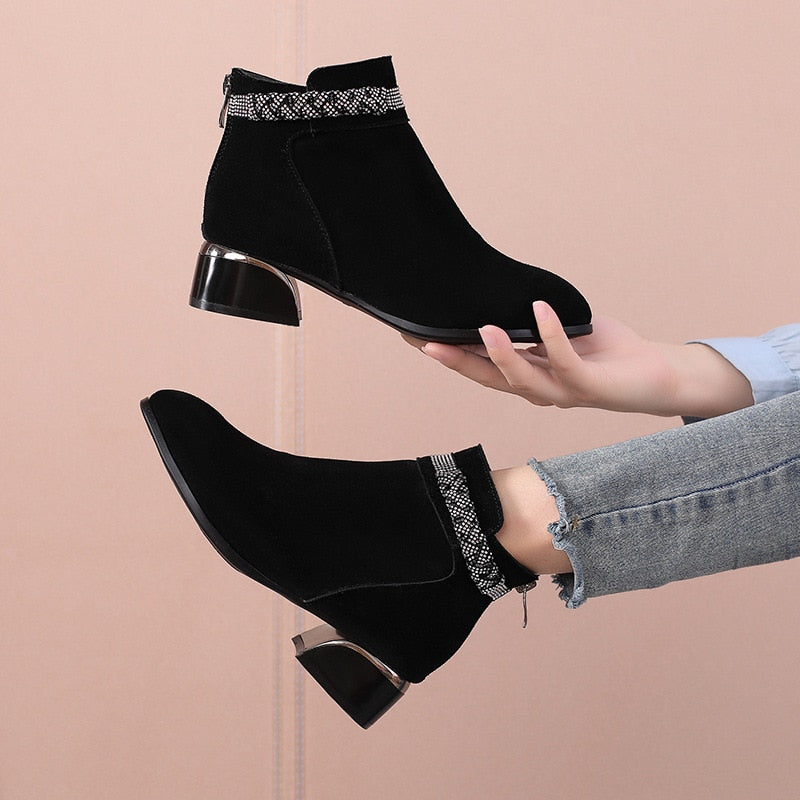 Women Stylish Leather Ankle Autumn Boot