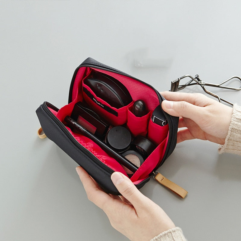 Korean Style Waterproof Makeup Organizer Bag - Image 2