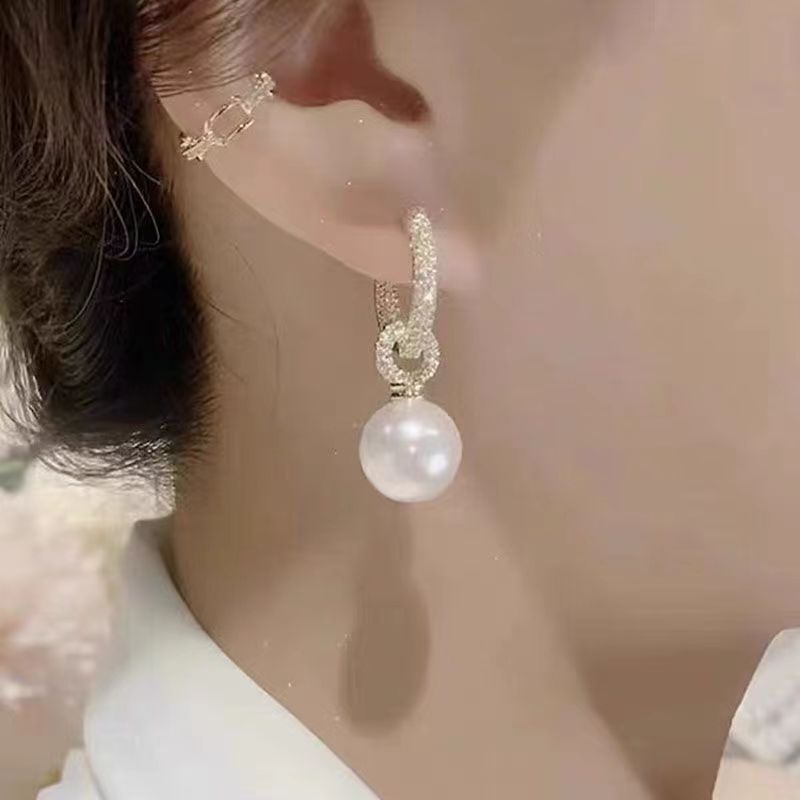 Sphere Love Elegant Earrings - Image 2