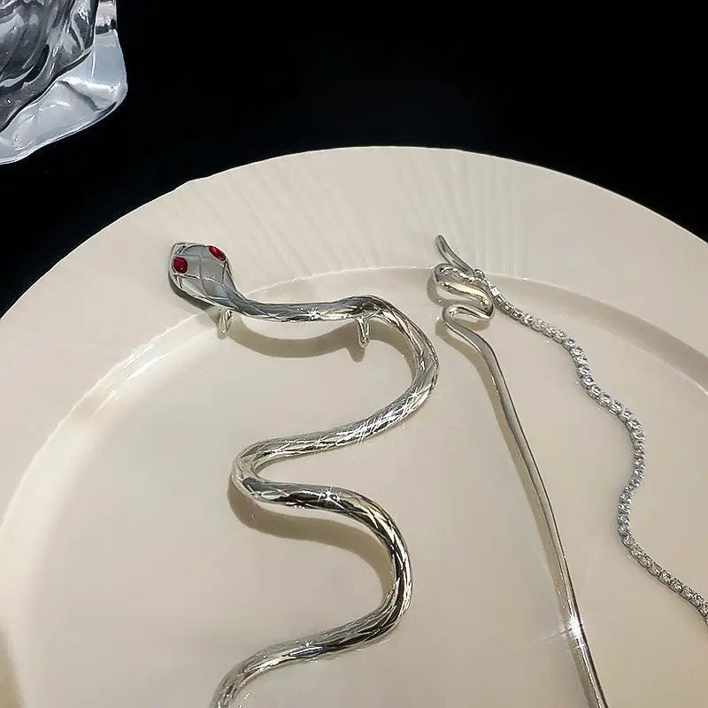 Snake Wrap Long Tassel Chain Hair Pin Clip - Image 4