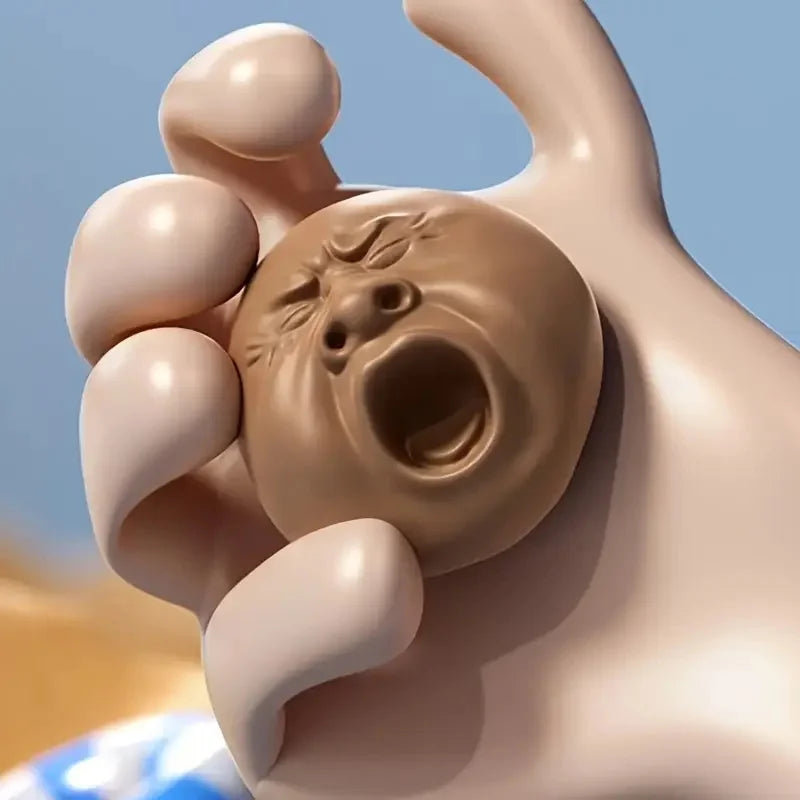 Mini Yawning Face Water Splash Toy - Image 2