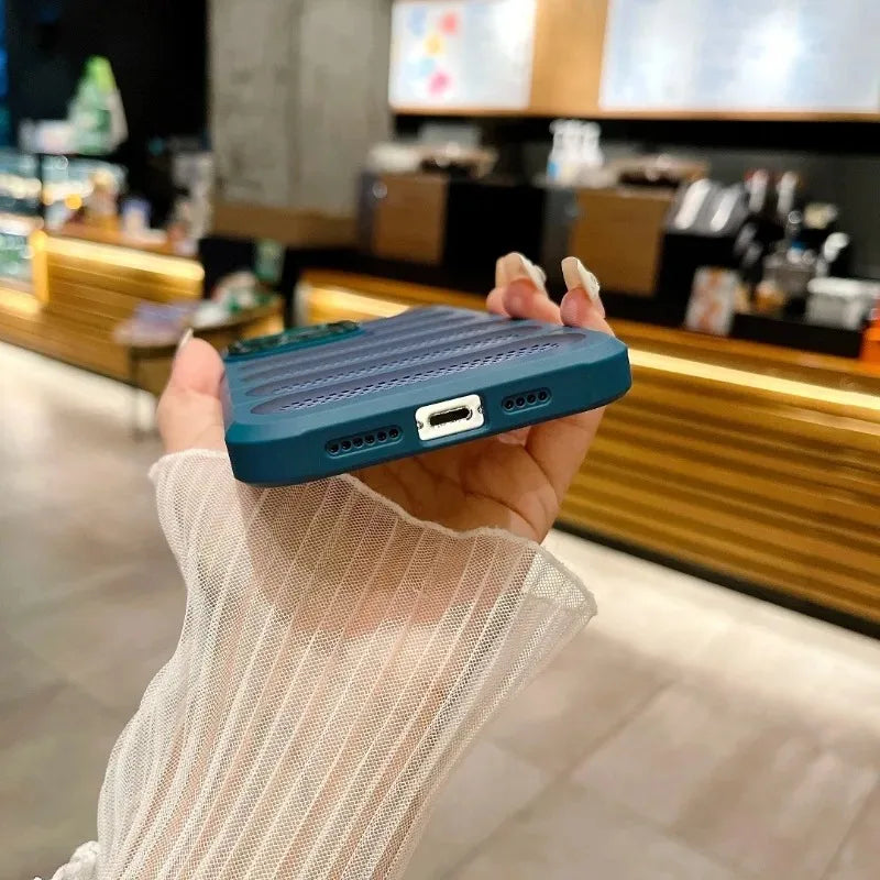 Heat Dissipation Protective Breathable Mesh Phone Case - Image 2