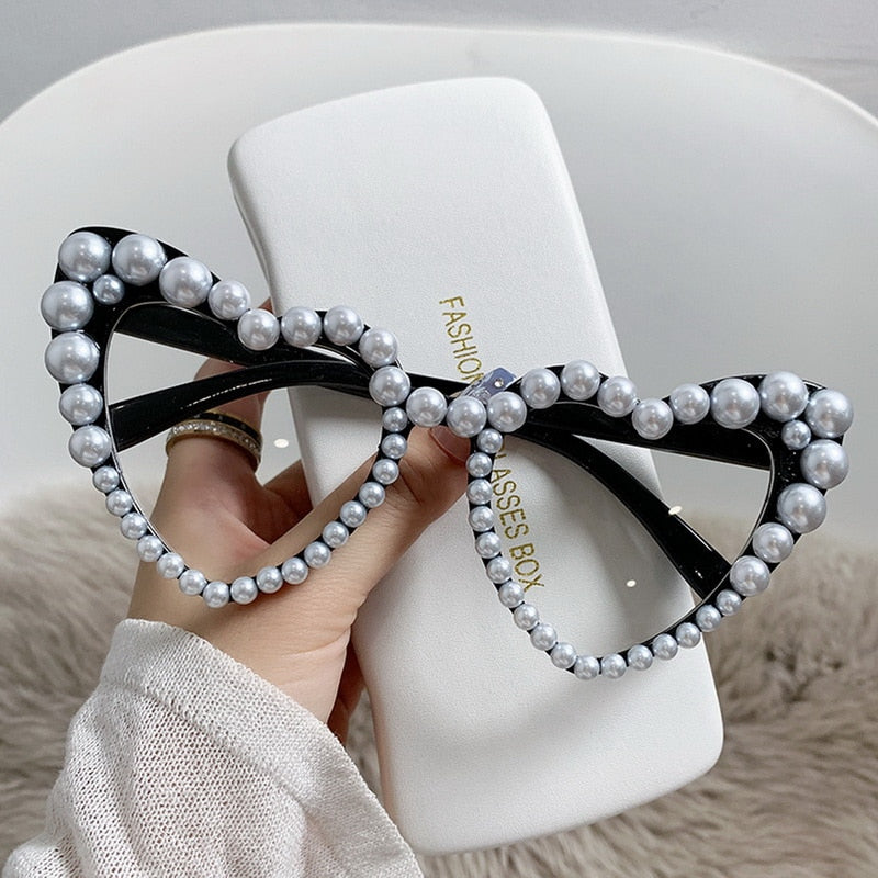 Pearl Heart Retro Cat Eye Sunglasses - Image 11