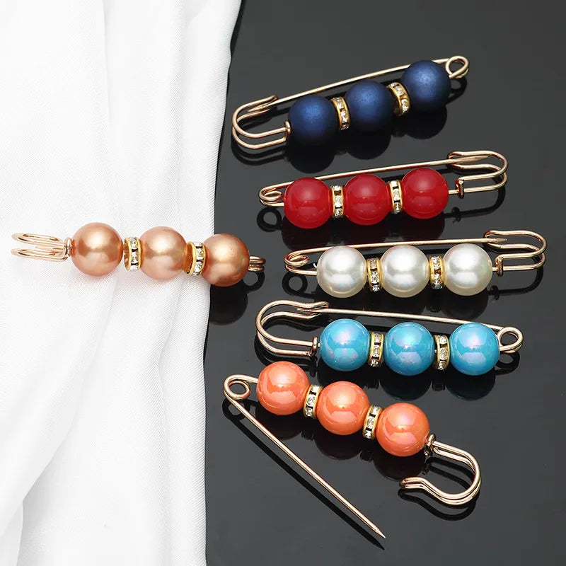 Pearl Charm Button Brooch - Image 0