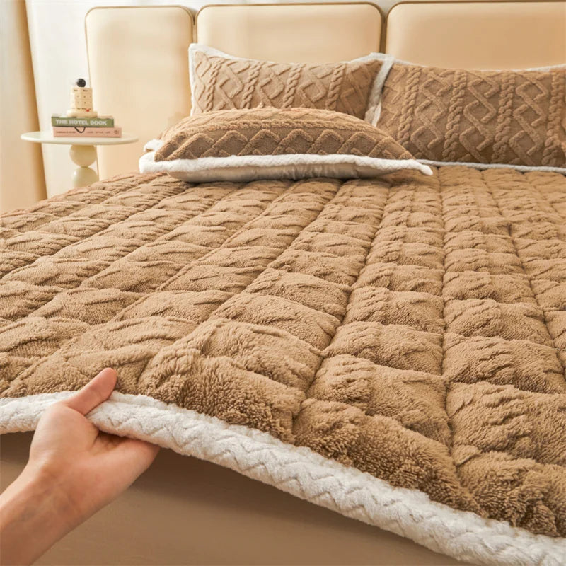 Thick Warm Winter Blanket Mattress Pad