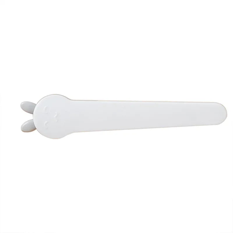 Hygienic Hands-Free Household Glove Organizer - Image 4